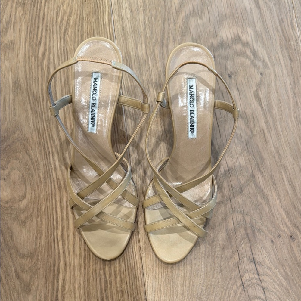 Manolo Blahnik Tan Strappy Sandals sz 38 1/2
